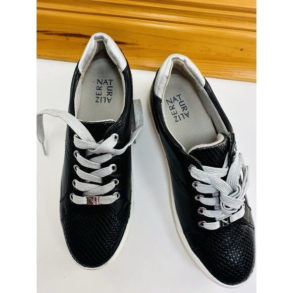 Naturalizer Shoes - Naturalizer Women's Astara, Black Leather Sneaker, Size 8.5